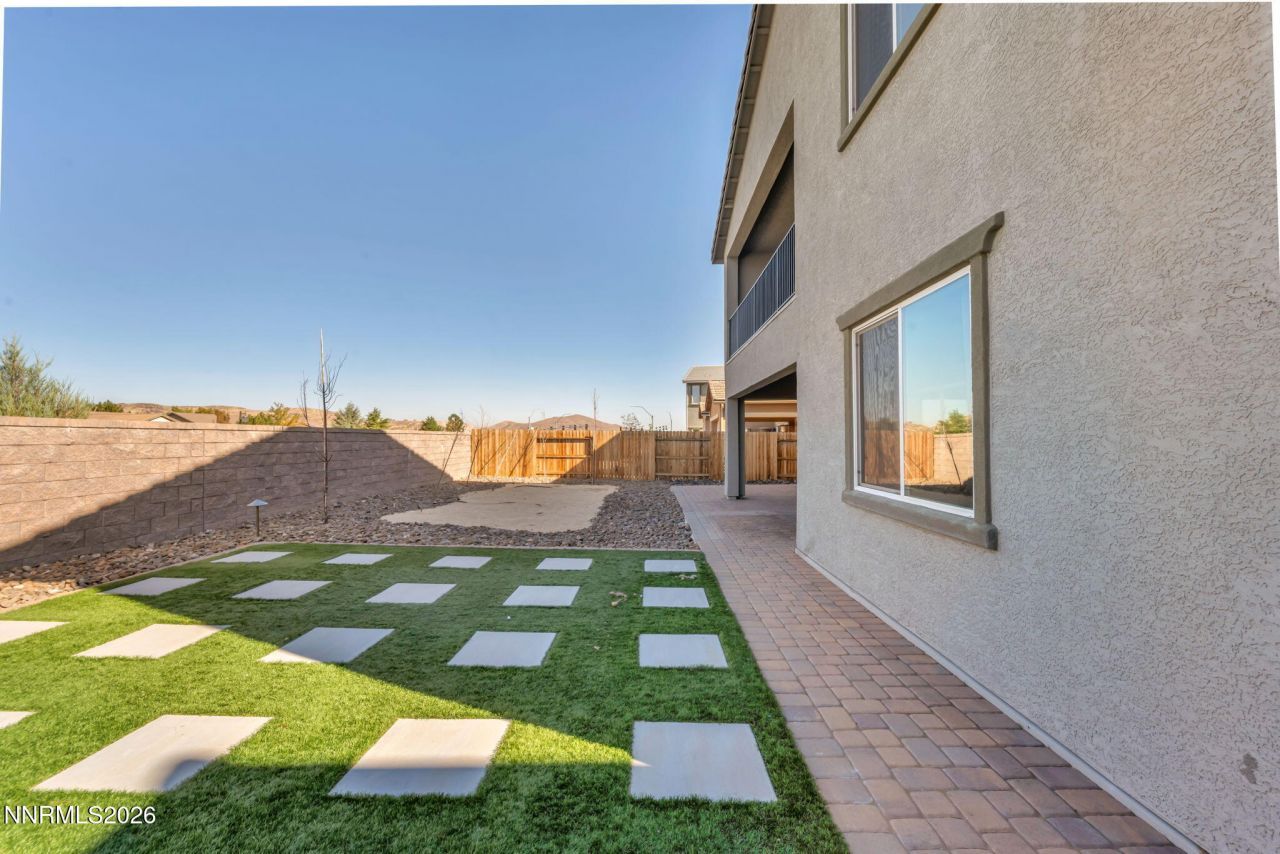 9267 Blue Basin Trail, Reno, NV 89521 Photo