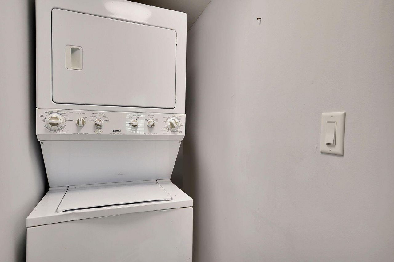 15 Horlbeck Alley Photo 11