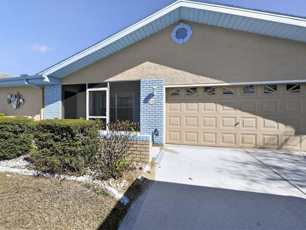 2121 MEADOWLARK LANE , SUN CITY CENTER, FL 33573