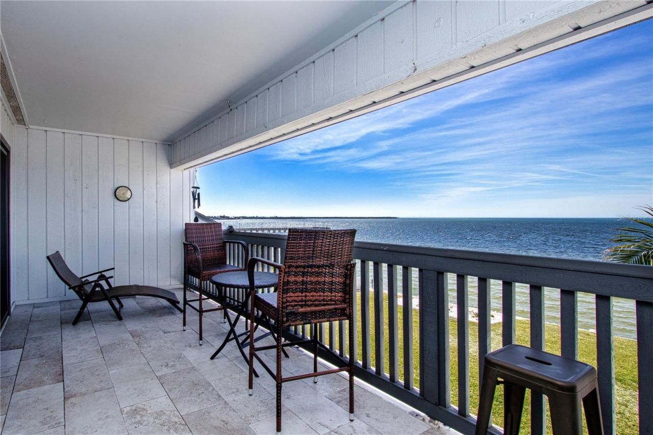 802 Bahia Del Sol Drive, Unit 6, Ruskin, FL 33570 Photo