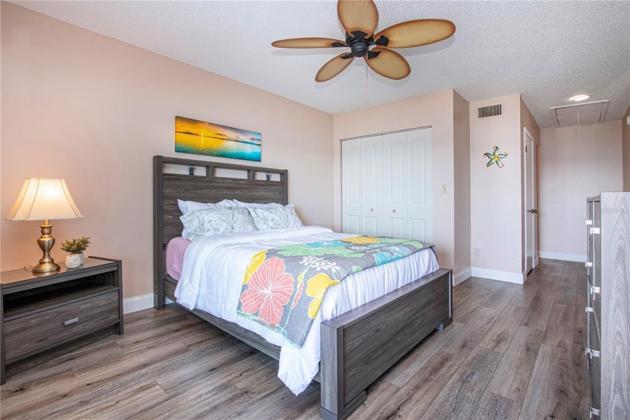 802 Bahia Del Sol Drive, Unit 6, Ruskin, FL 33570 Photo