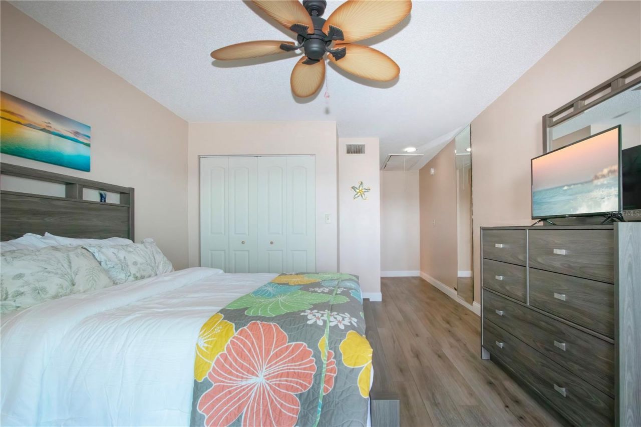 802 Bahia Del Sol Drive, Unit 6, Ruskin, FL 33570 Photo