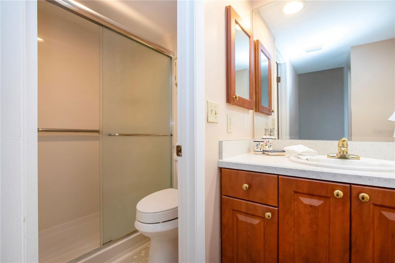 802 Bahia Del Sol Drive, Unit 6, Ruskin, FL 33570 Photo