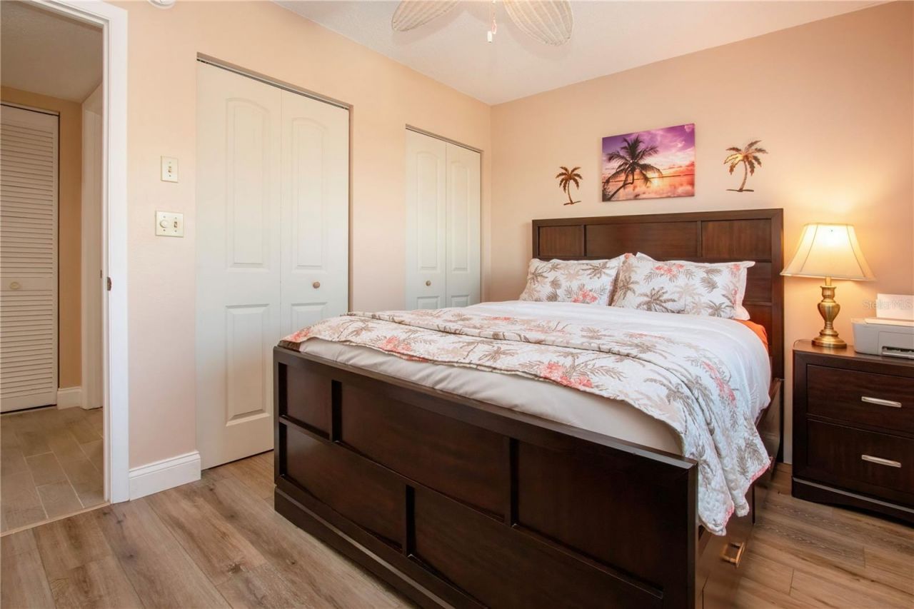 802 Bahia Del Sol Drive, Unit 6, Ruskin, FL 33570 Photo