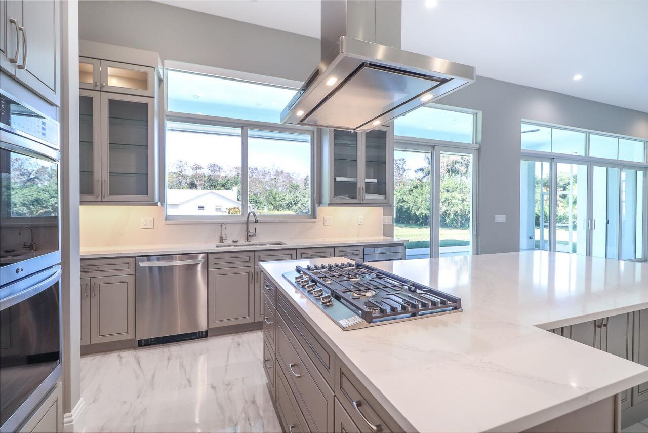 7595 155th Place N, Palm Beach Gardens, FL 33418 Photo