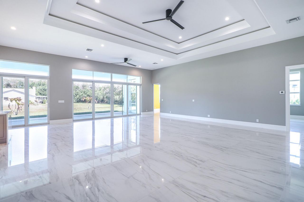 7595 155th Place N, Palm Beach Gardens, FL 33418 Photo
