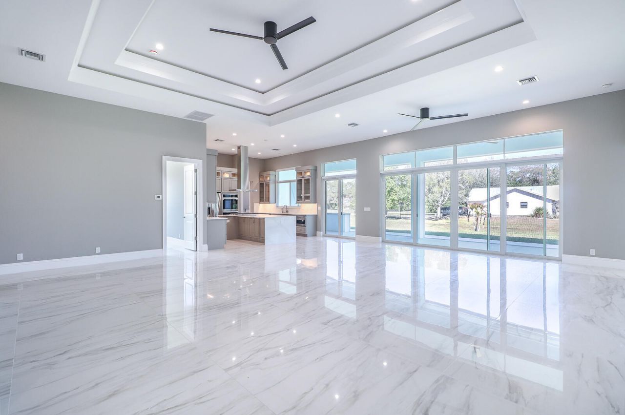 7595 155th Place N, Palm Beach Gardens, FL 33418 Photo