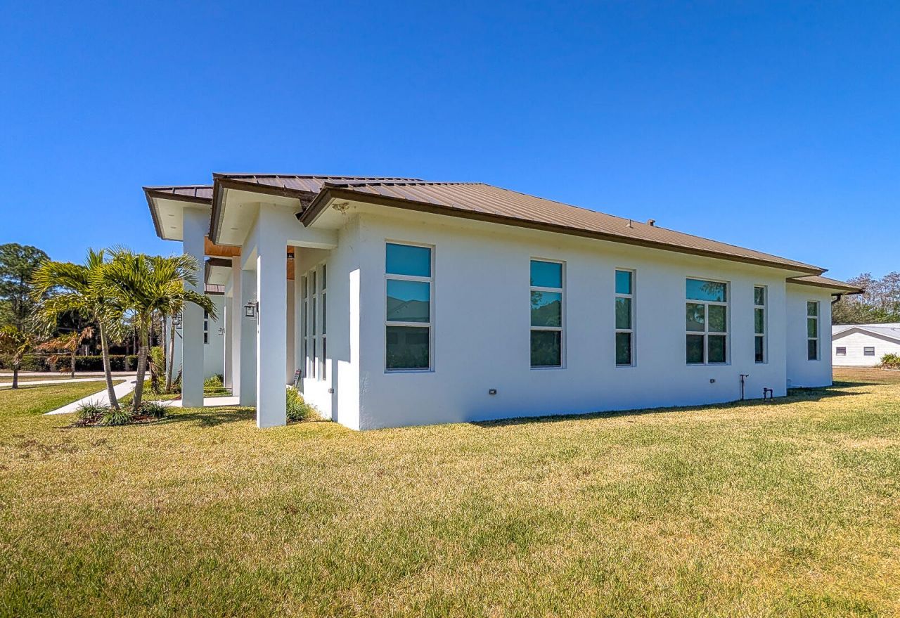 7595 155th Place N, Palm Beach Gardens, FL 33418 Photo