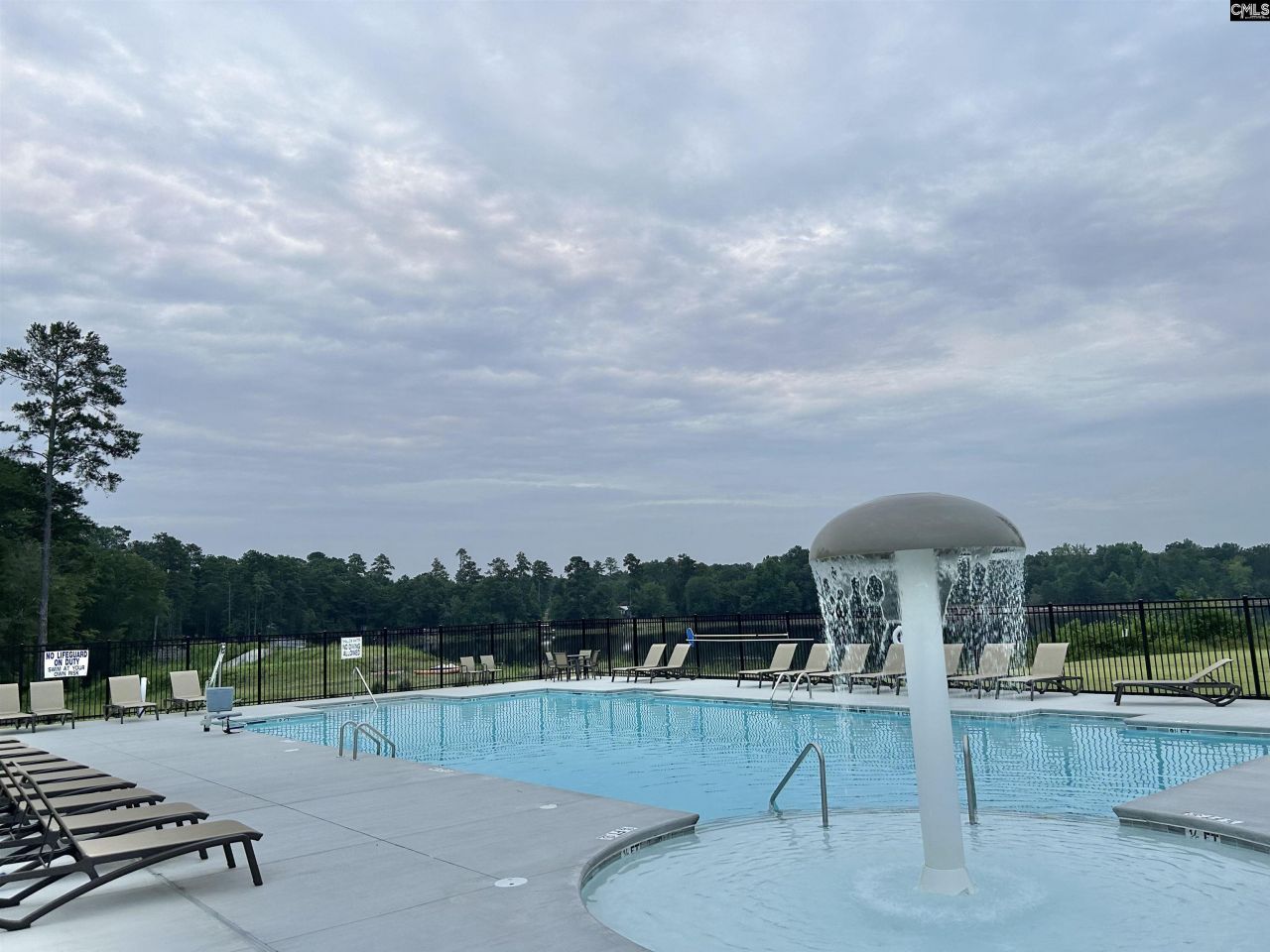 405 Litchfield Lane Photo 36