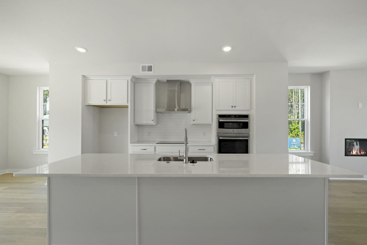 606 Scholar Way Photo 13