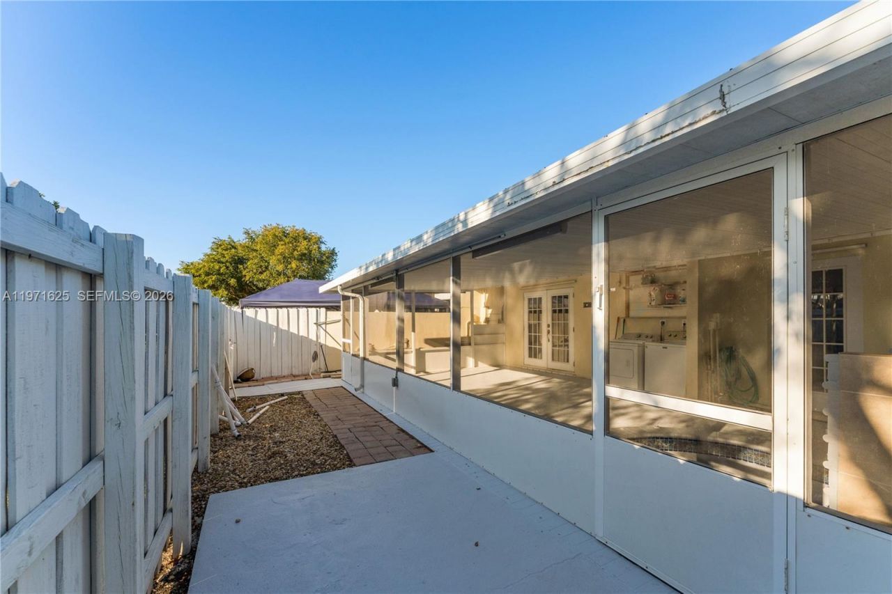 10383 SW 209th Ln, Unit 10383, Cutler Bay, FL 33189 Photo