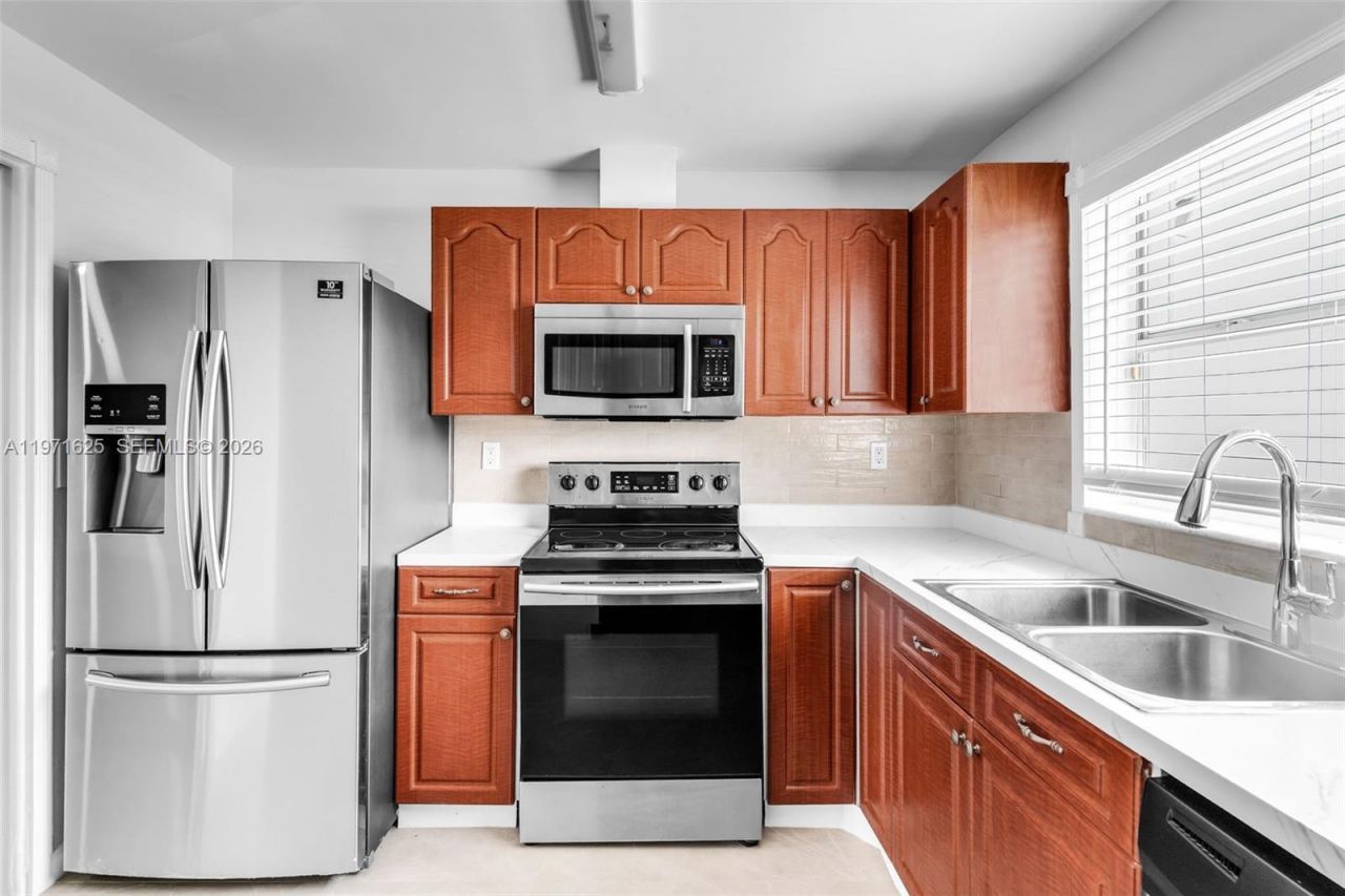 10383 SW 209th Ln, Unit 10383, Cutler Bay, FL 33189 Photo