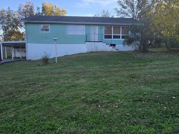 8650 Old Highway 13, Murphysboro, IL 62966