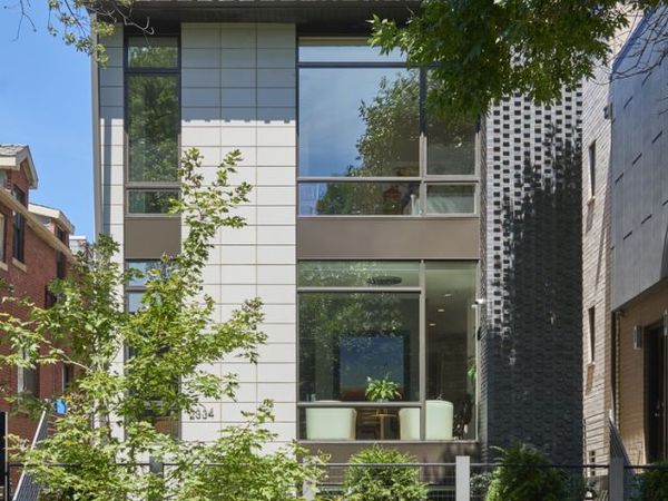 2334 W Ohio Street, Chicago, IL 60612