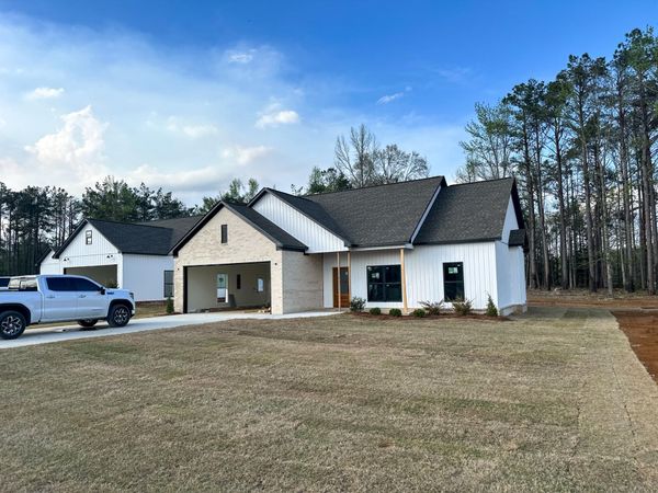 737 County Road 54, New Albany, MS 38652