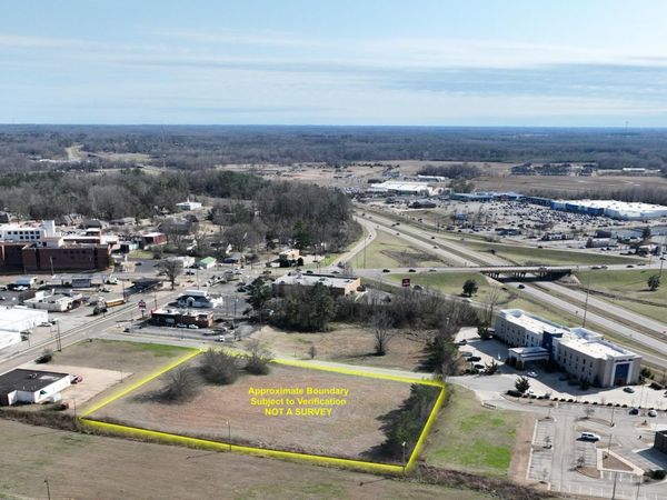 2.35 Ac Coulter Cv., New Albany, MS 38652