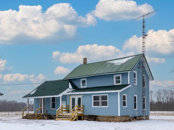 2980 Budd Road, Stockbridge, MI 49285