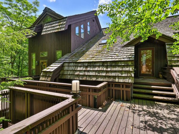 726 East Ash Road, Plymouth, VT 05056