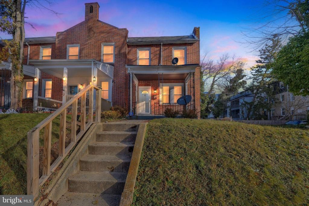 610 Winston Avenue, Baltimore, MD 21212 Main Photo