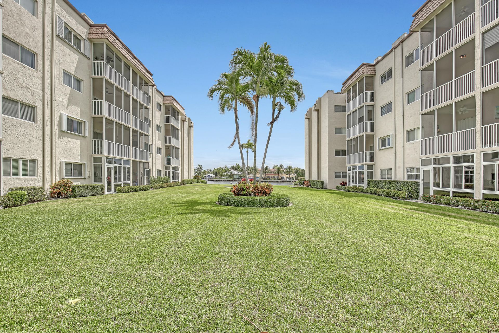 646 Snug Harbor Drive, Unit H105, Boynton Beach, FL 33435 Photo