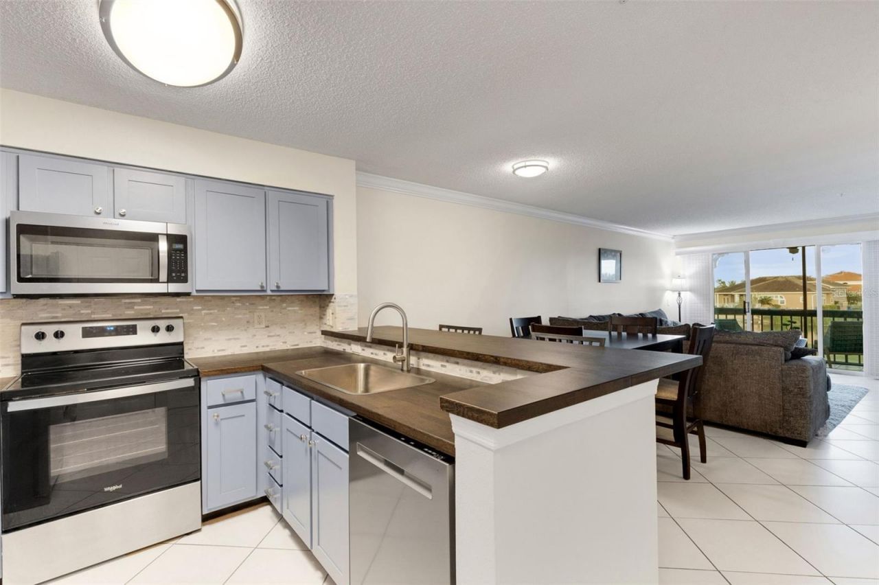 2400 Feather Sound Drive, Unit 924, Clearwater, FL 33762 Photo