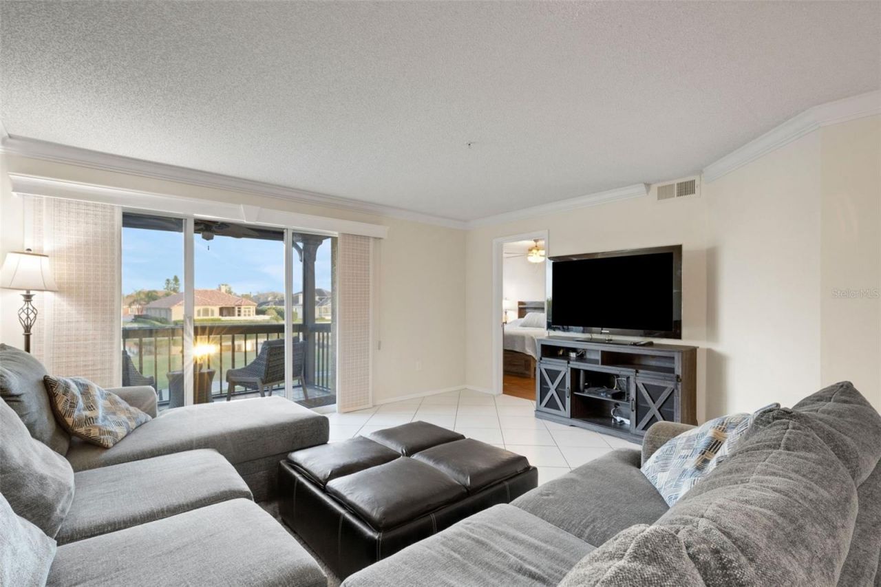 2400 Feather Sound Drive, Unit 924, Clearwater, FL 33762 Photo