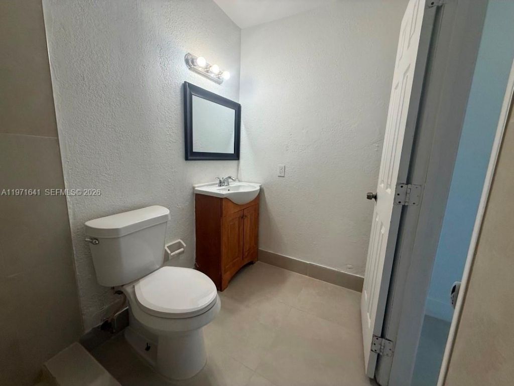 21 NW 59th St, Unit 5, Miami, FL 33127 Photo
