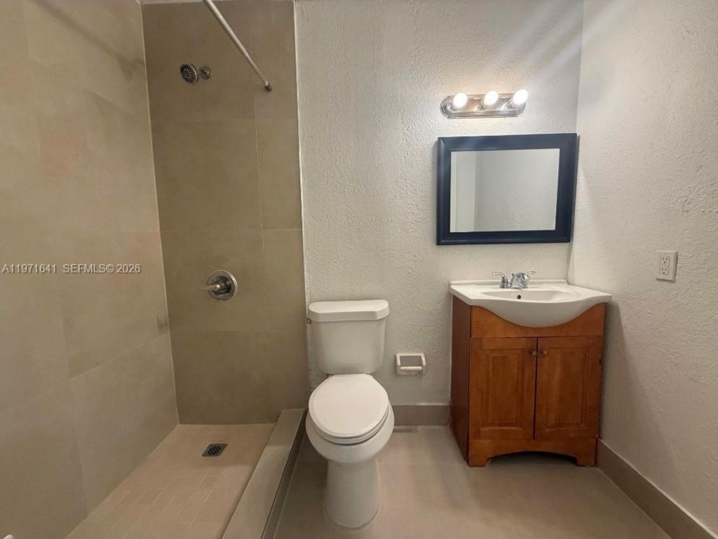 21 NW 59th St, Unit 5, Miami, FL 33127 Photo