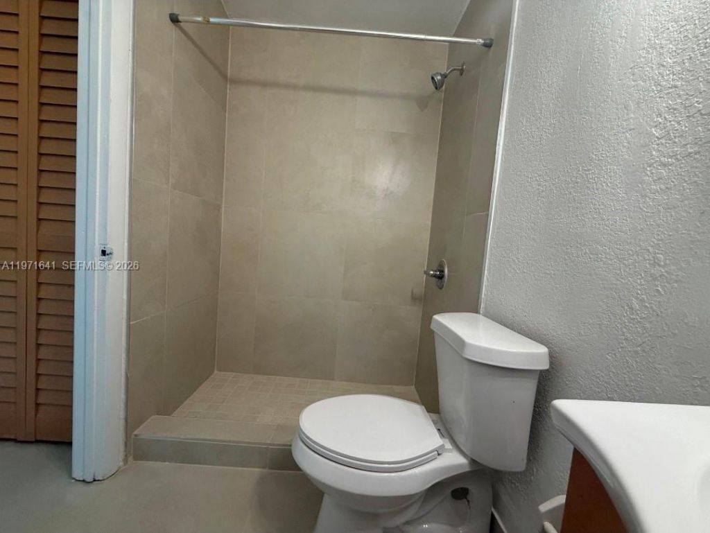 21 NW 59th St, Unit 5, Miami, FL 33127 Photo