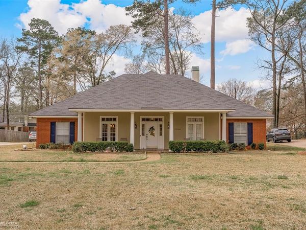 10164 Thornwood Drive, Shreveport, LA 71106