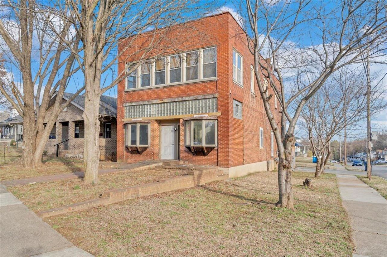 1101 Montrose Ave Se, Roanoke, VA 24013 Main Photo