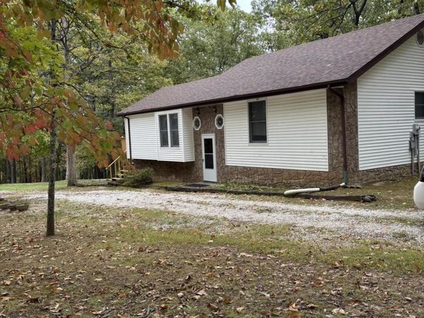 1814 State Highway 125 S, Sparta, MO 65753