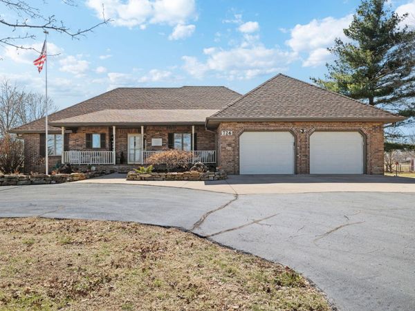 726 Division Street, Sparta, MO 65753