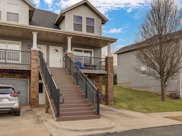 640 E Spring Valley Circle, Unit 1, Nixa, MO 65714
