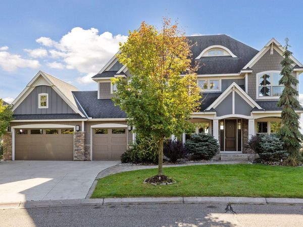 22 Leaf Wing Drive, North Oaks, MN 55127