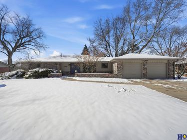 7215 S Hampton Road, Lincoln, NE 68506