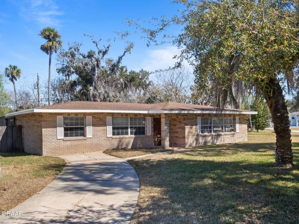 1927 Pine Tree Drive, Edgewater, FL 32141