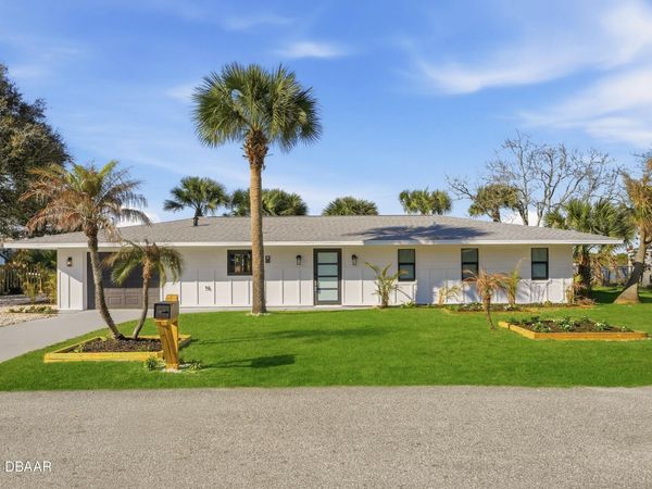 203 Parkwood Lane, Edgewater, FL 32132