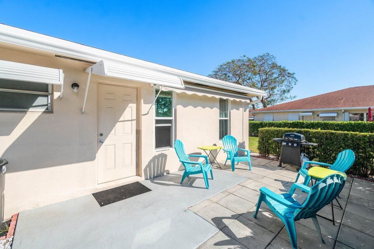 4850 NW 4th Street, Unit A, Delray Beach, FL 33445 Photo