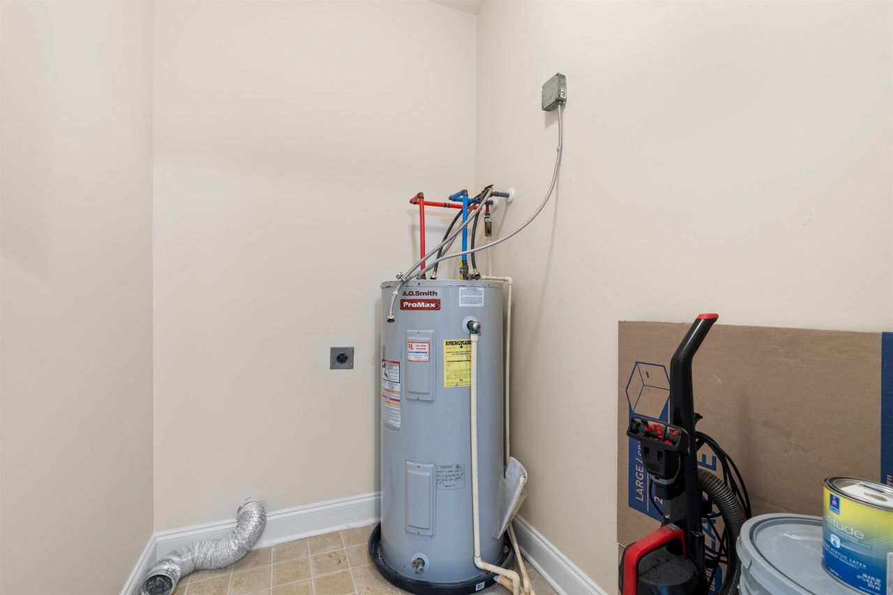 2025 Silvercrest Dr.  Photo 25