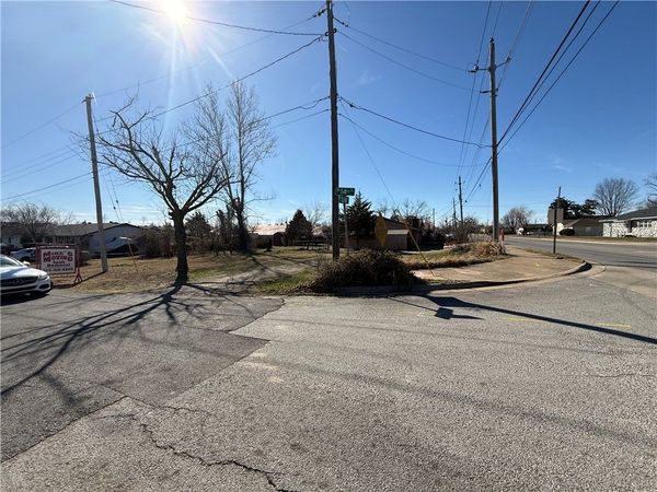 W OLIVE, Rogers, AR 72756