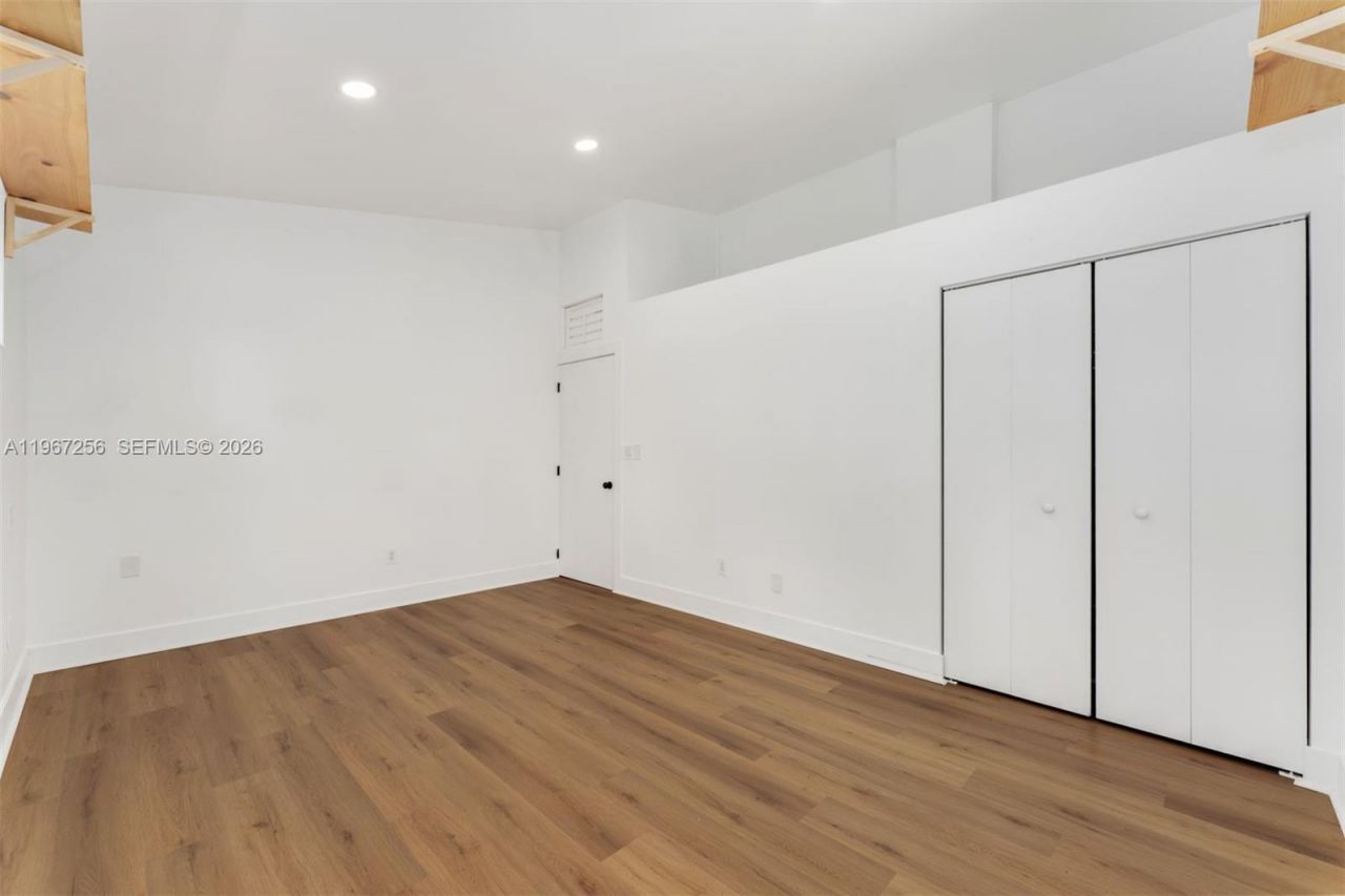 7031 SW 63rd Ct, South Miami, FL 33143 Photo