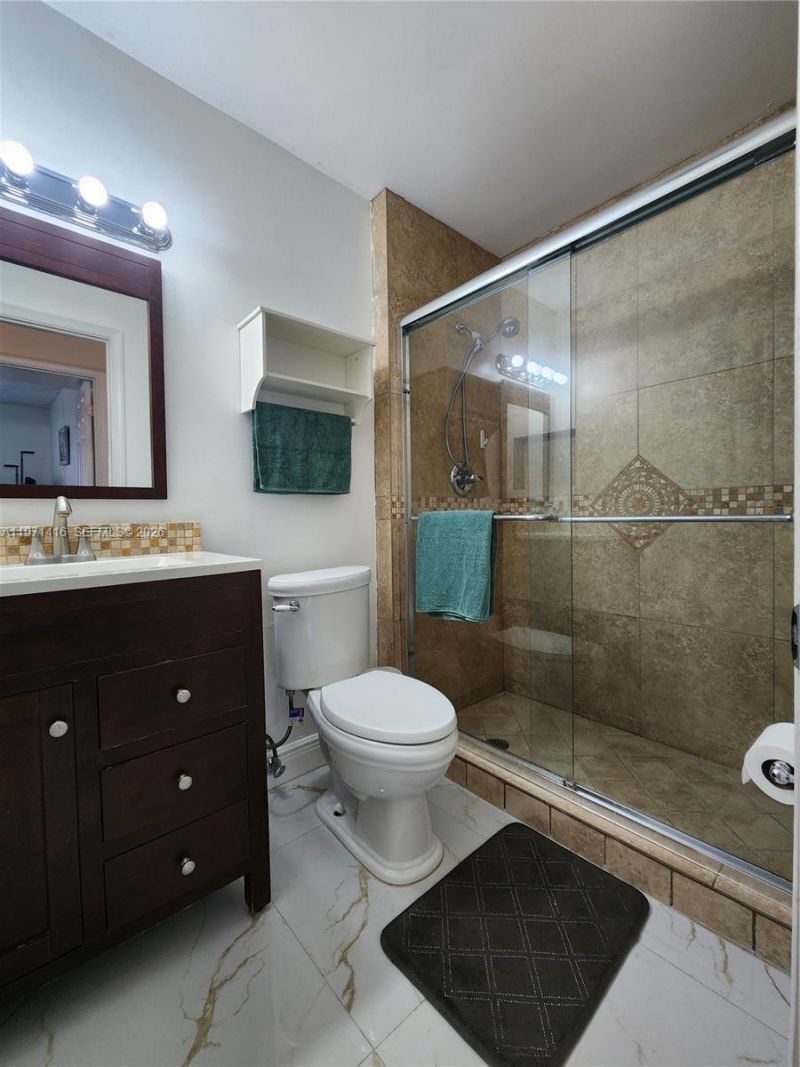 160 Cypress Club Dr, Unit 608, Pompano Beach, FL 33060 Photo