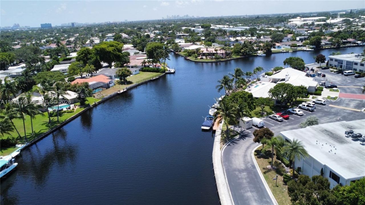 160 Cypress Club Dr, Unit 608, Pompano Beach, FL 33060 Photo