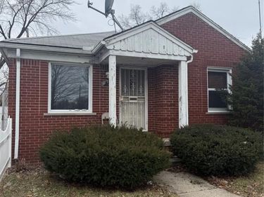 18705 Hoover Street, Detroit, MI 48205