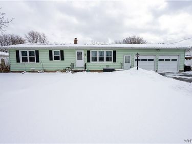 6148 Reger Drive, Lockport, NY 14094