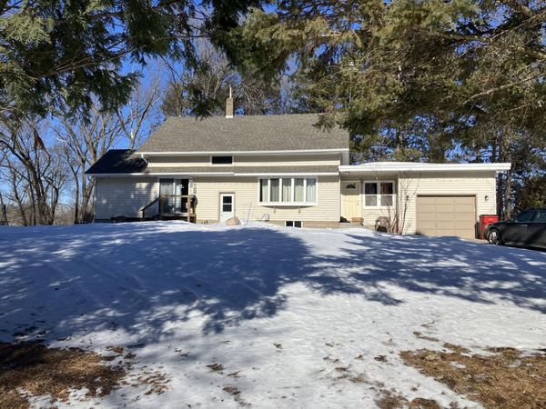 34482 Polk Street NE, Cambridge, MN 55008