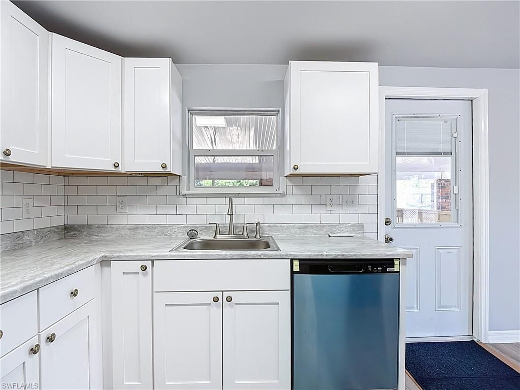 2425 Case Ln, North Fort Myers, FL 33917 Photo