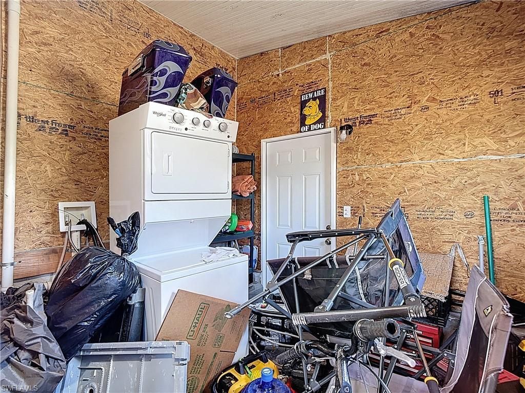 2425 Case Ln, North Fort Myers, FL 33917 Photo