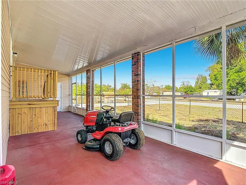 2425 Case Ln, North Fort Myers, FL 33917 Photo